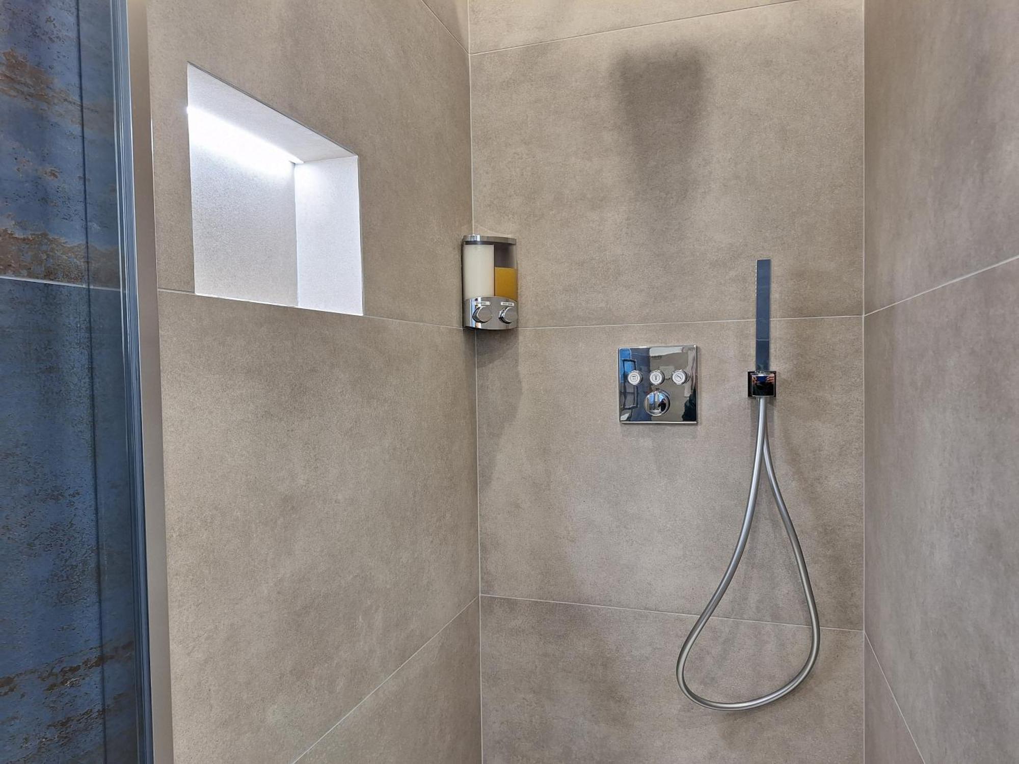 Quinta Stella Apartman Tirano Kültér fotó